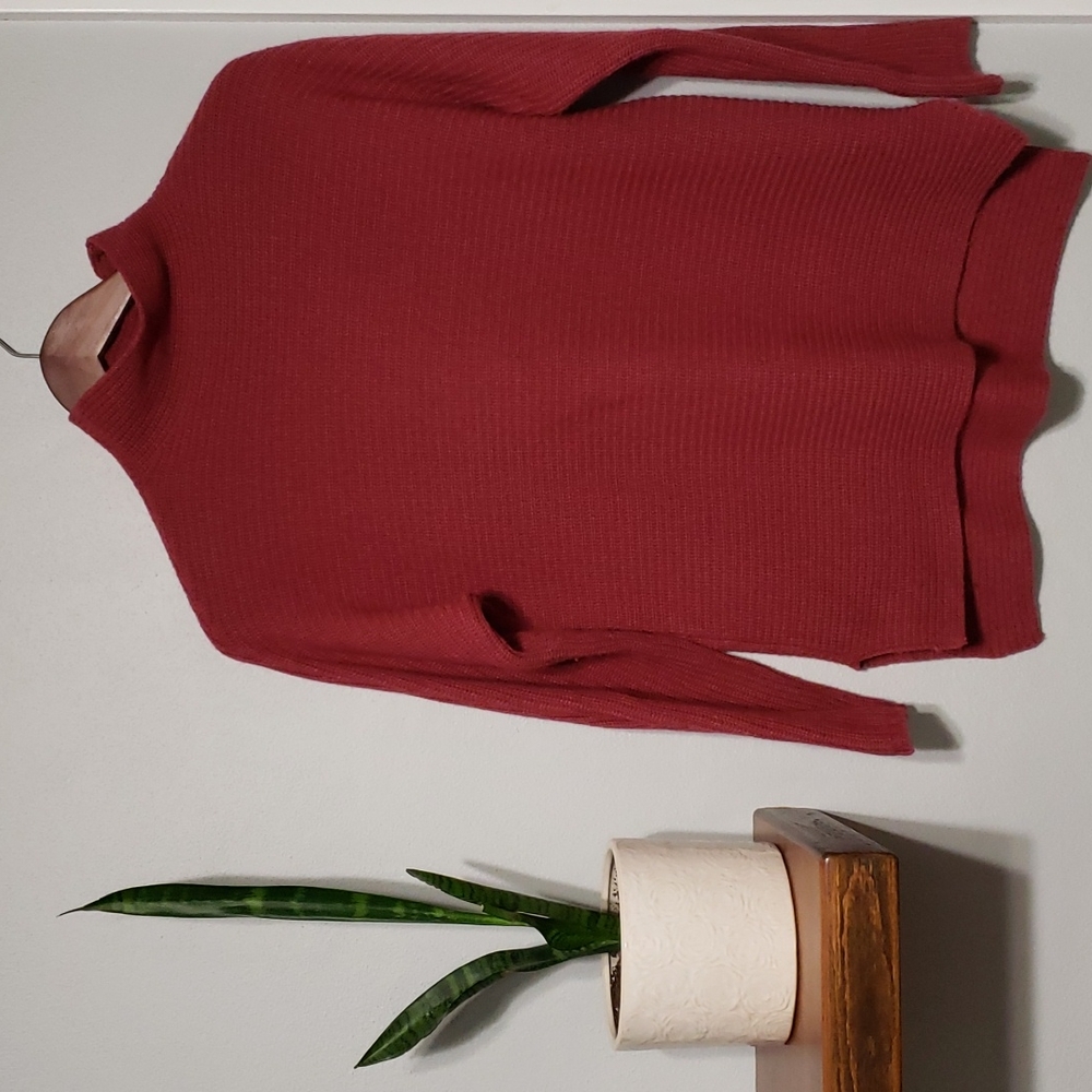 Bendetta B Burgundy Mockneck Sweater Size Small